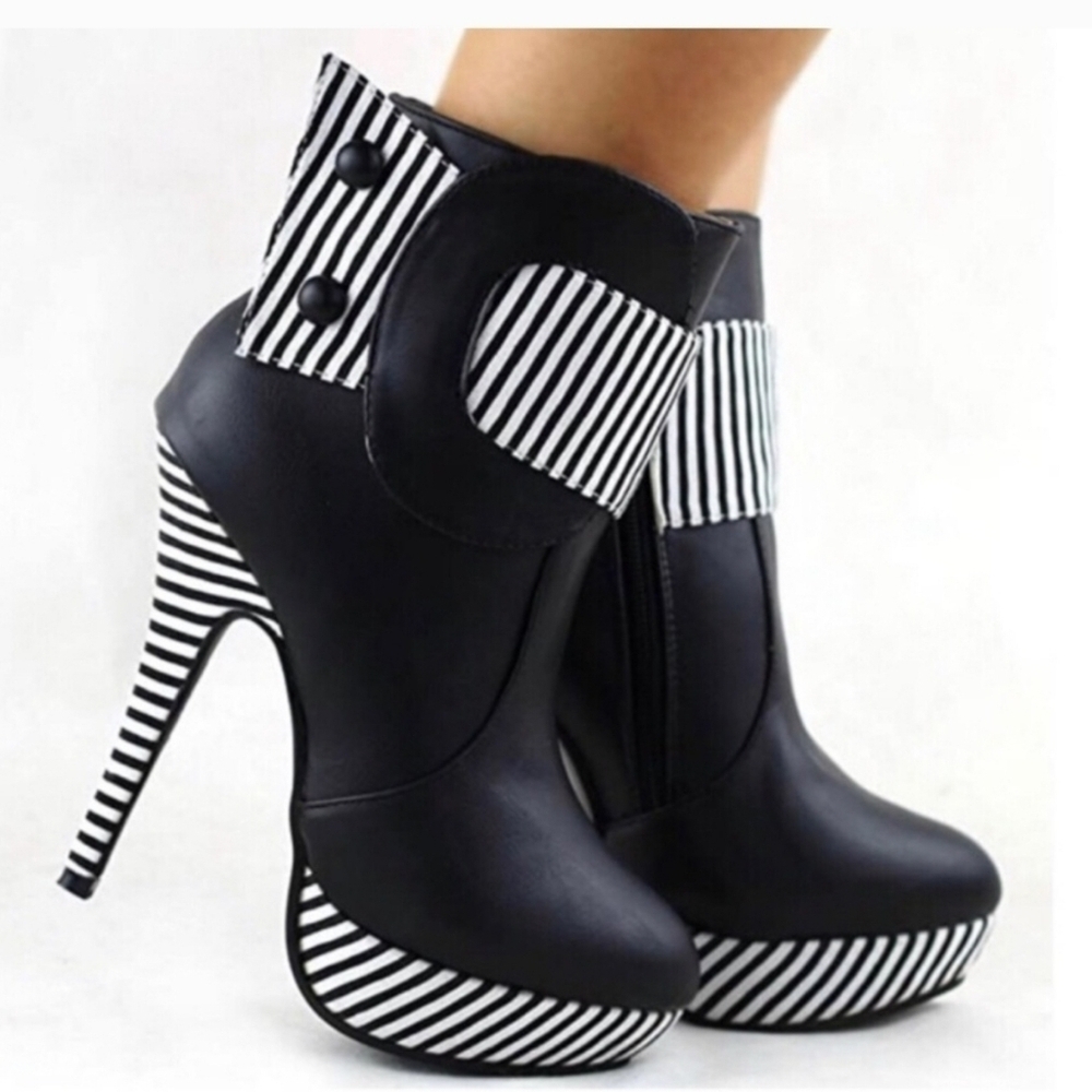 Show Story Striped High Heel Stiletto Platform Ankle bootie size 7.5